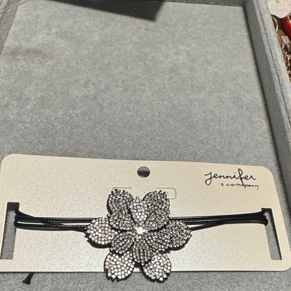 Jennifer K Company Rhinestone Flower Choker Necklace (BR999/2) - Picture 3 of 5